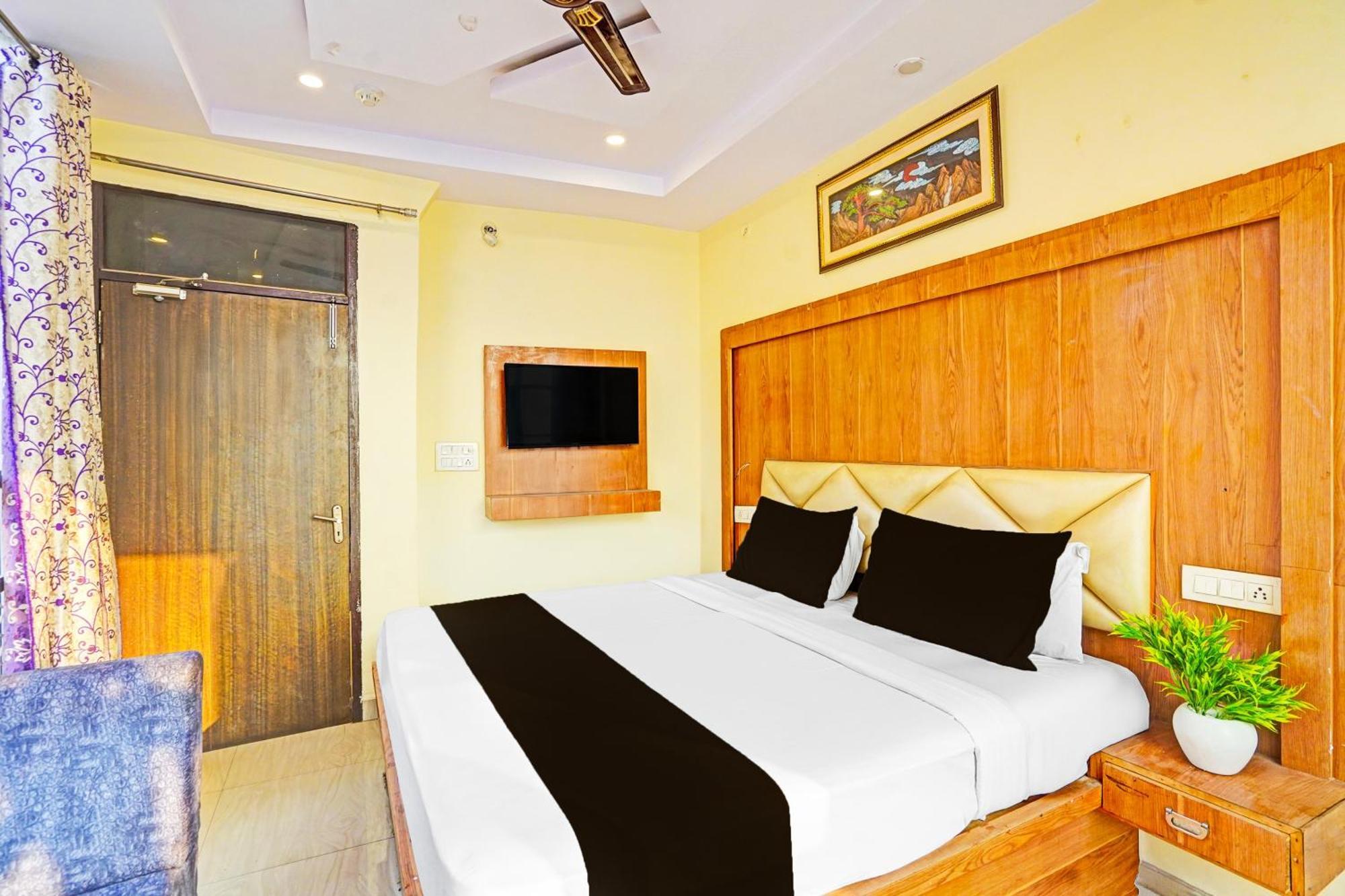 Super Hotel O Charbagh Formerly Khalsa Inn 勒克瑙 外观 照片