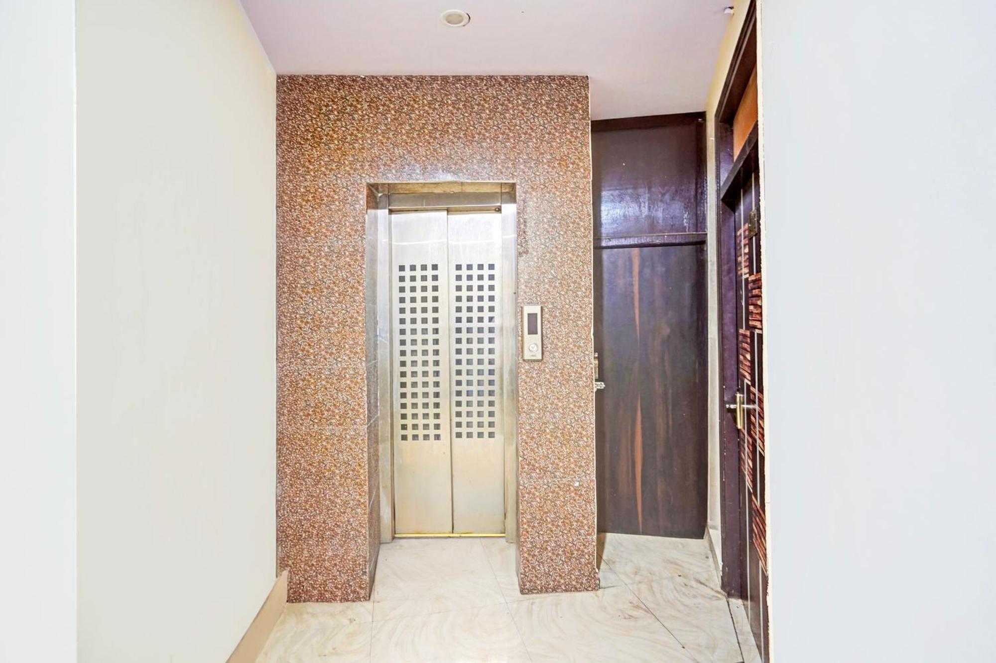 Super Hotel O Charbagh Formerly Khalsa Inn 勒克瑙 外观 照片