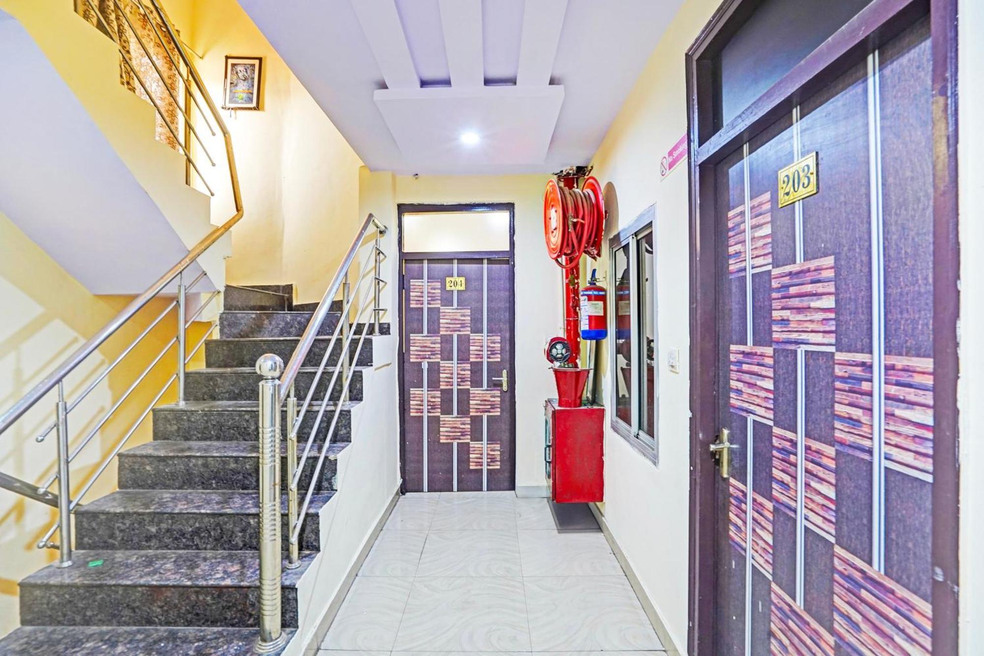 Super Hotel O Charbagh Formerly Khalsa Inn 勒克瑙 外观 照片